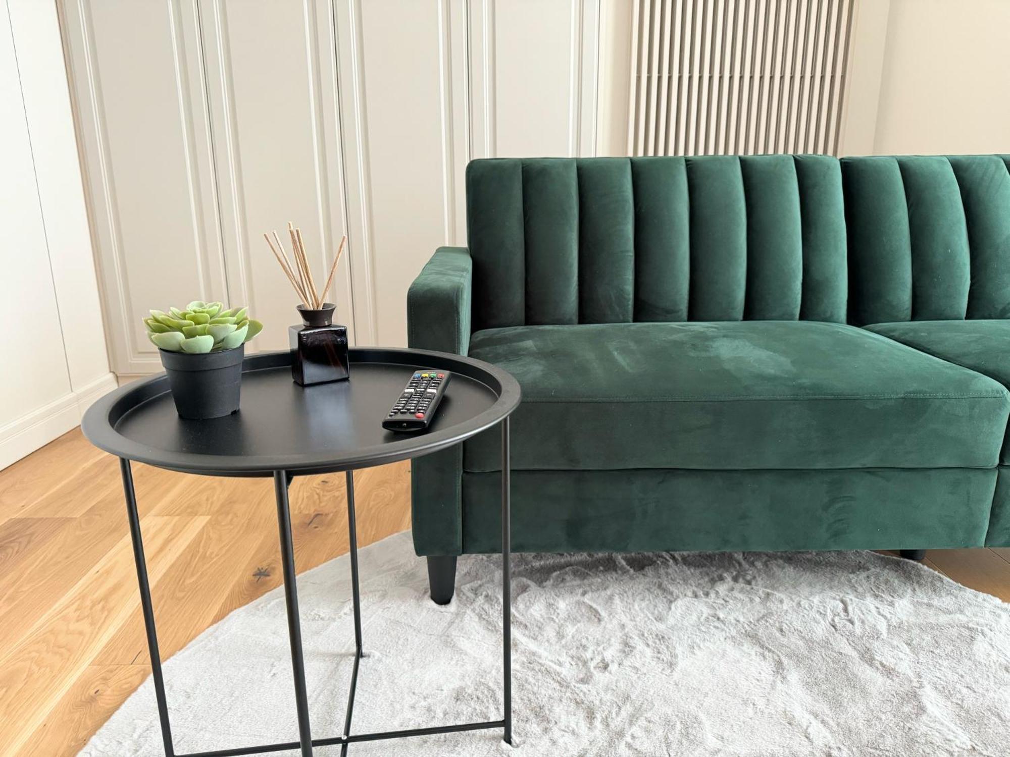 Stylish Apartment Getaway With Self Check-In And Free Parking Lot Arad Exterior foto